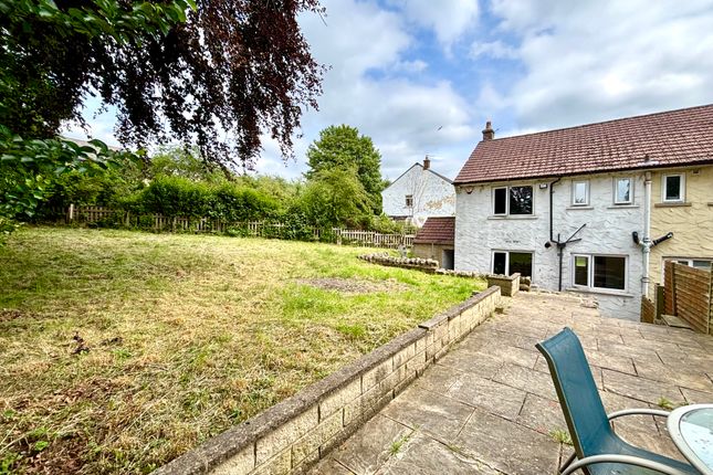 3 bed property, in Beauvais Drive, £180,000