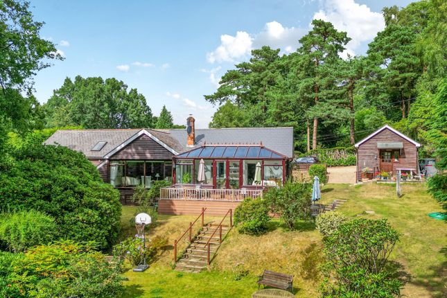 5 bed property, in Farther Common Lane, £1,250,000