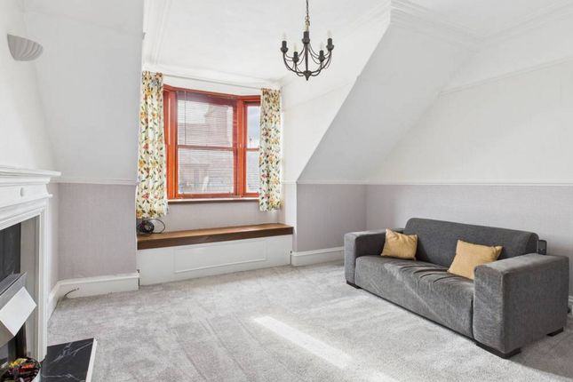 1 bed property, in Bridge Street, £54,995