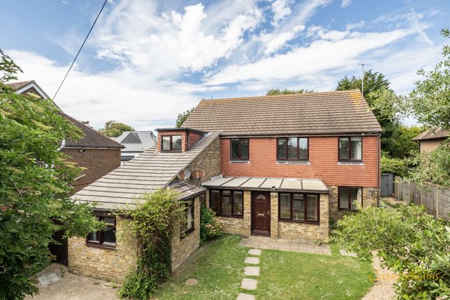 7 bed property, in Vermont Drive, £675,000