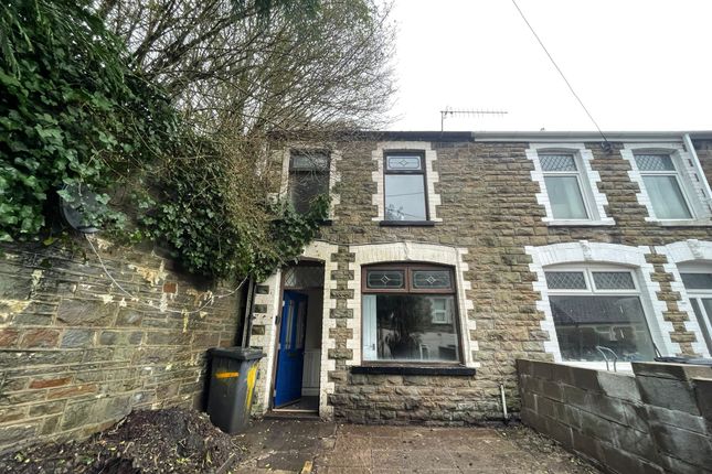 2 bed property, in 122, £58,000