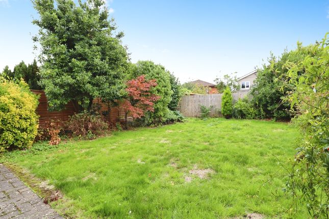 4 bed property, in Millbrook Road, £500,000