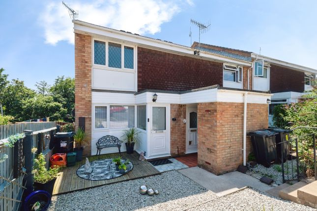 1 bed property, in Adams Crescent, £110,000