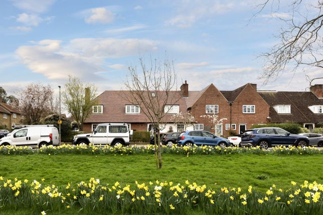 3 bed property, in Parkstead Road, £1,250,000