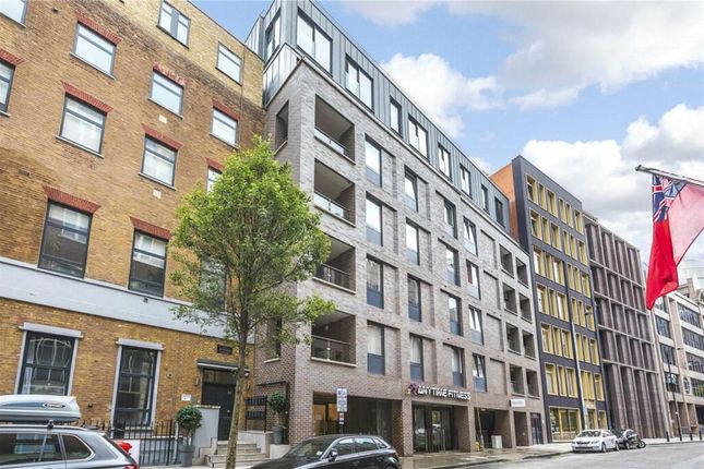 1 bed property, in Alie Street, £399,000