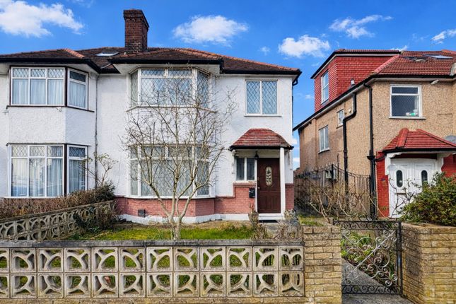 3 bed property, in Oxgate Gardens, £699,999