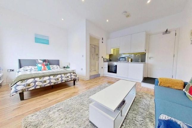 Land, in Flat 4 Juniper House, £85,000