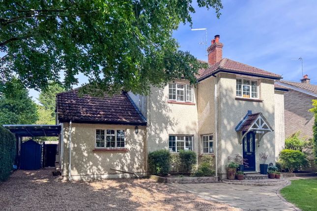 4 bed property, in Torf House, £850,000