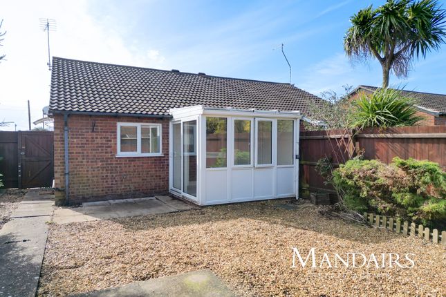 2 bed property, in Coneygree Road, £200,000