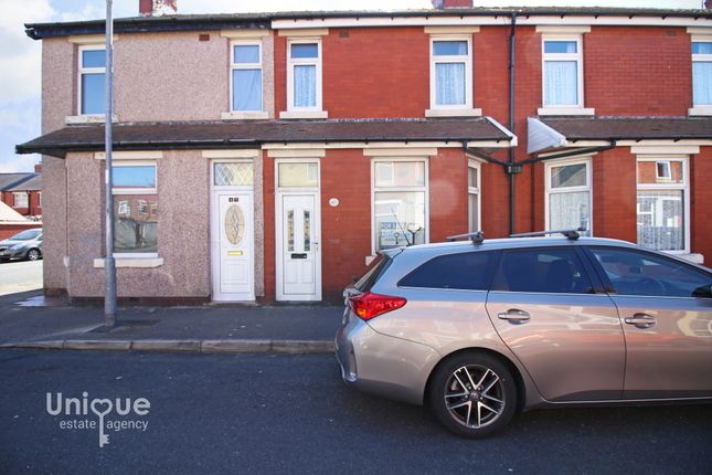 3 bed property, in Gordon Road, £75,000