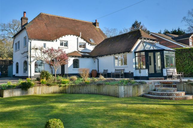5 bed property, in Grove Lane, £1,100,000