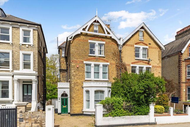 7 bed property, in North Side Wandsworth Common, £2,950,000