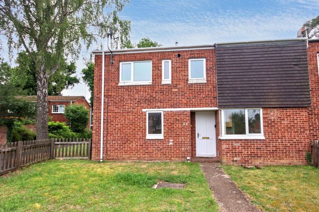 3 bed property, in 43 Newnham Close, £100,000