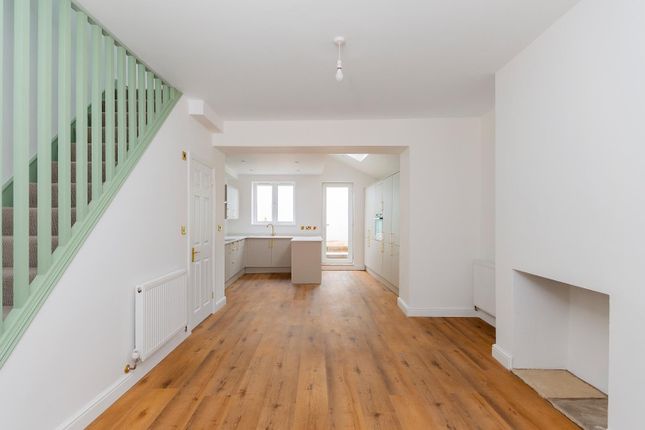 3 bed property, in Seneca Street, £450,000