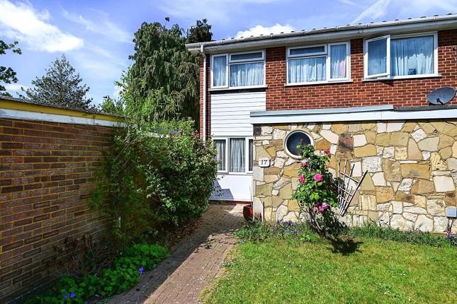 3 bed property, in Feltham TW14, £425,000