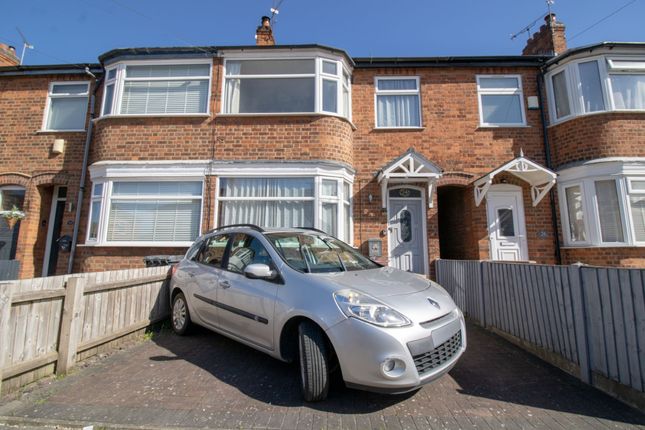 3 bed property, in Hereford Road, £200,000