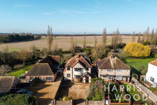 5 bed property, in The Street, £600,000