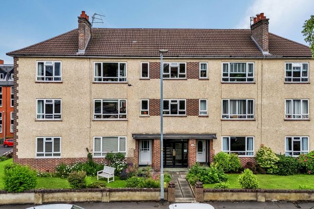 2 bed property, in 0/2, £199,995