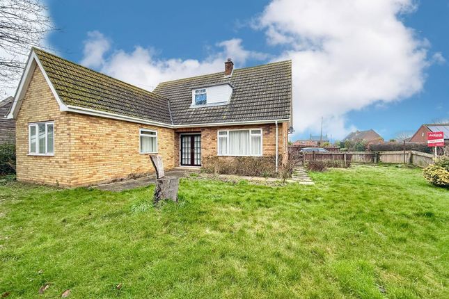3 bed property, in Stalham Road, £325,000