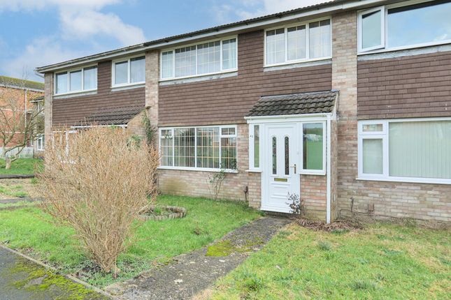3 bed property, in Tower Road, £210,000