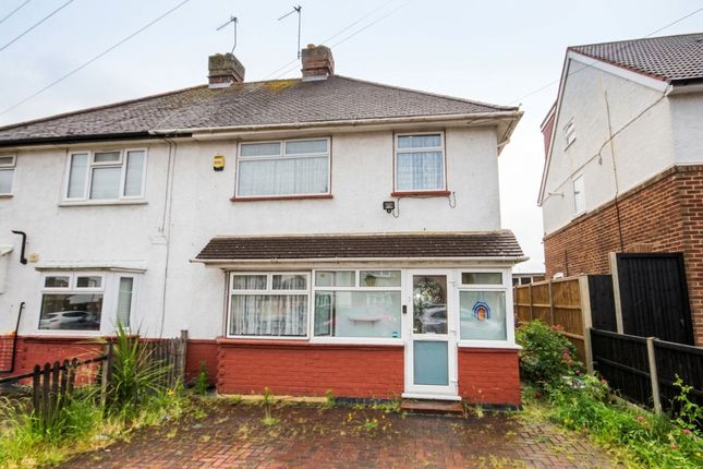 3 bed property, in Lawrence Road, £475,000