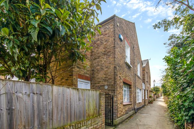 2 bed property, in Albany Passage, £700,000