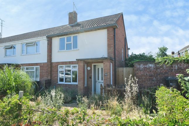 2 bed property, in Falconer Place, £150,000