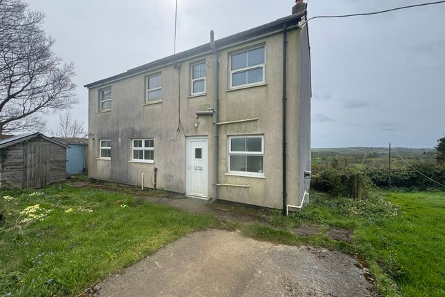 3 bed property, in New Lydcott Farm, £100,000