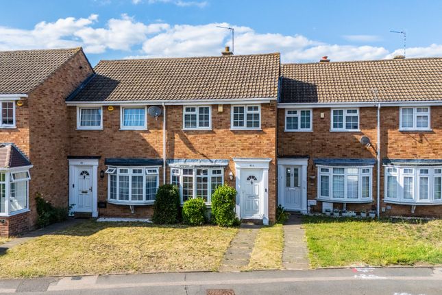 2 bed property, in Mayplace Road East, £400,000
