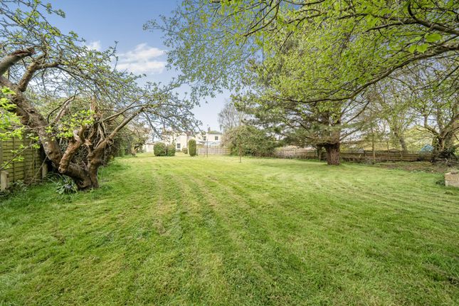 4 bed property, in Selsey Road, £499,000