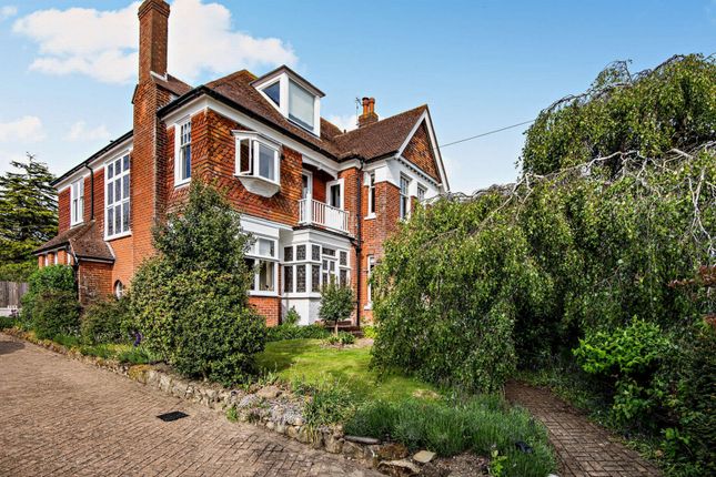 5 bed property, in Hillcrest Road, £1,750,000