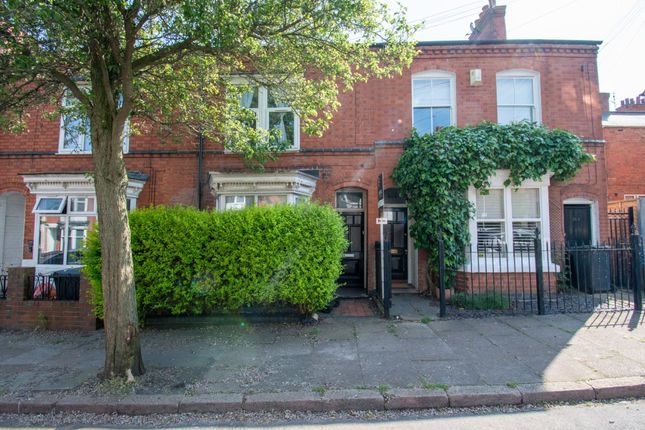 4 bed property, in Barclay Street, £240,000