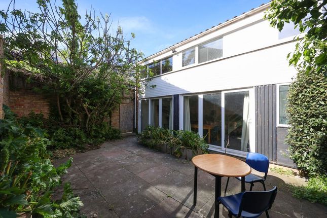 4 bed property, in High Kingsdown, £475,000