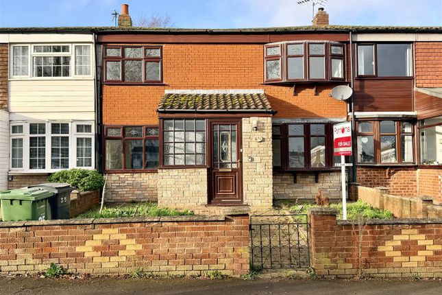 3 bed property, in Royal Meadow Drive, £175,000