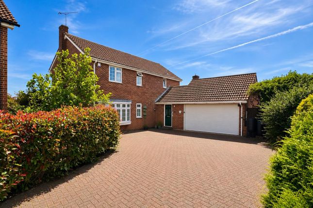 4 bed property, in Seagers, £600,000
