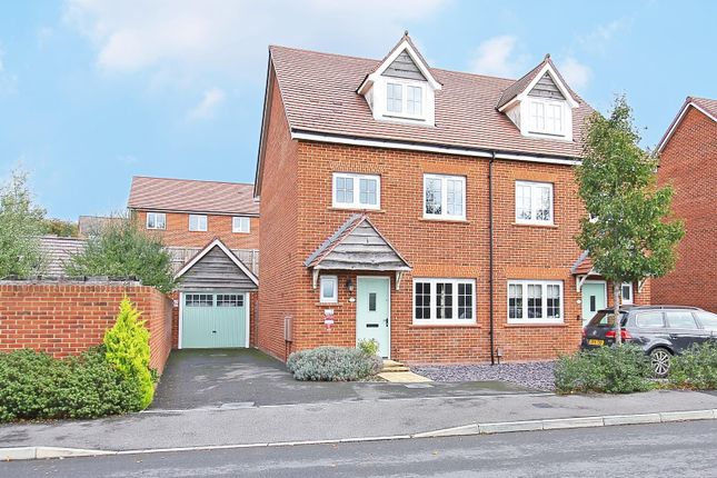 4 bed property, in Buckeridge Road, £395,000