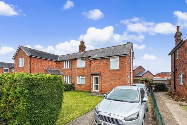 3 bed property, in Bucknell Road, £325,000