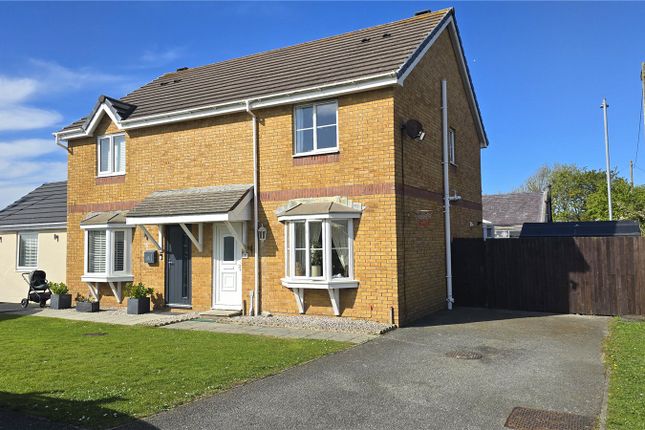 3 bed property, in Garth Y Felin, £230,000