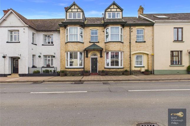 7 bed property, in New Street, £375,000