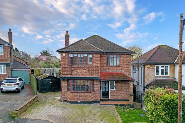 3 bed property, in Dacre Close, £875,000