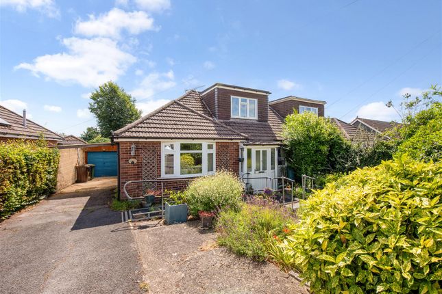 3 bed property, in New Road, £300,000