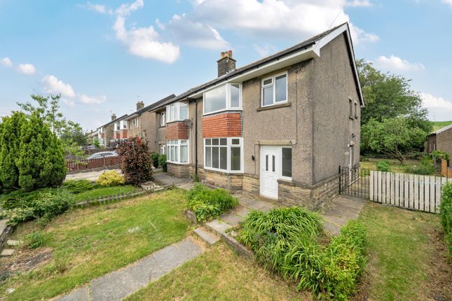 3 bed property, in Rochdale Road, £220,000