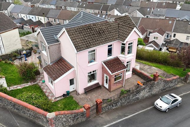 4 bed property, in Wyndham Street, £399,950