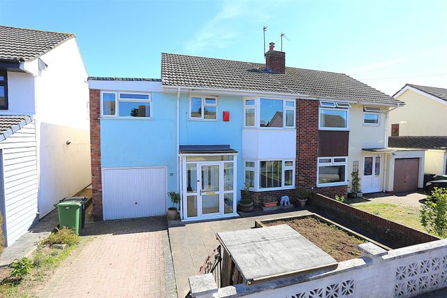 4 bed property, in Church Leaze, £450,000