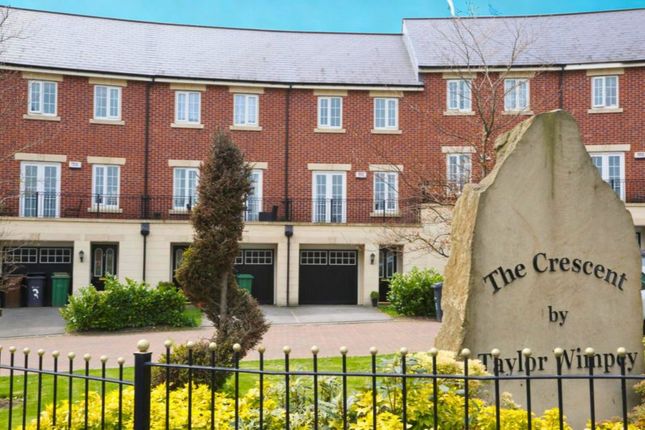 3 bed property, in Salamanca Crescent, £264,500
