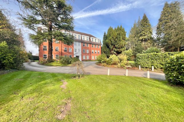 2 bed property, in Macclesfield Road, £399,950