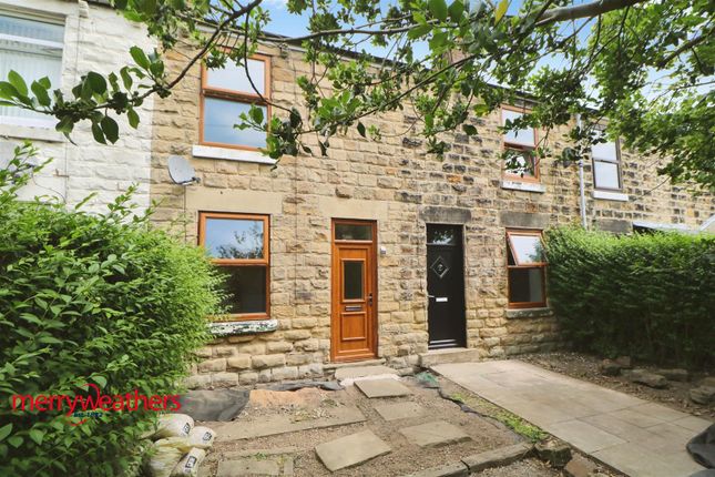 2 bed property, in Vaughan Terrace, £110,000