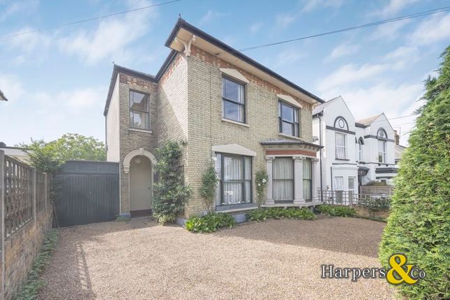 4 bed property, in Station Road, £850,000