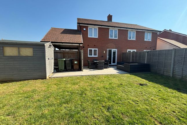 3 bed property, in Staplehurst, £395,000