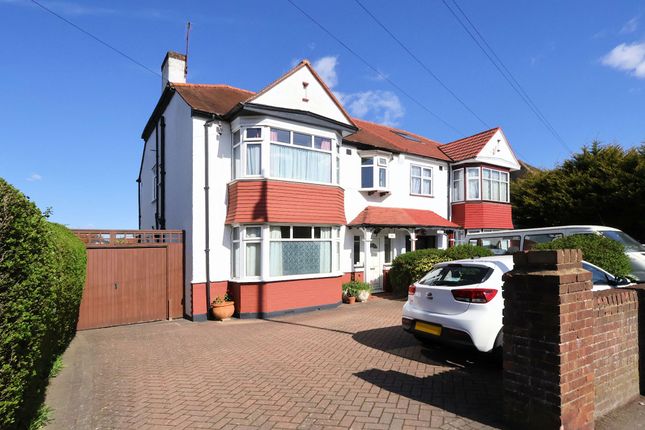 4 bed property, in Addiscombe Road, £615,000